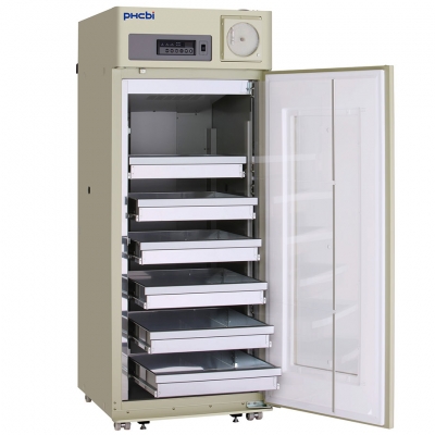 Refrigerador para Banco de Sangre Phcbi, capacidad: 660 (360 bolsas), rango de temperatura:4 ±1.5 C, Incluye Registrador Circular y 6 stantes